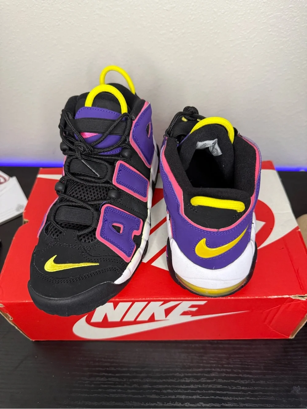 Nike air uptempo